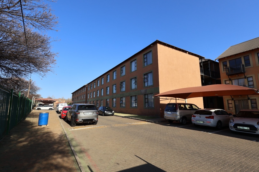 1 Bedroom Property for Sale in Vredenhof Sh Free State